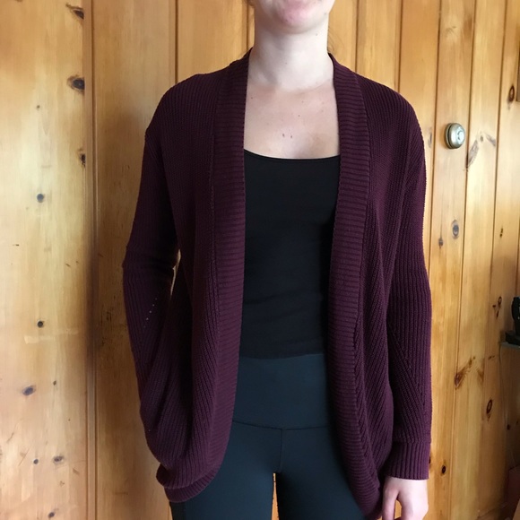 AE Knit Cardigan - Picture 2 of 8